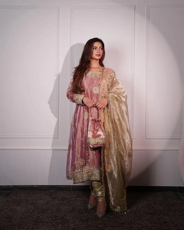 Shavi's' Peach Havy Designer Royal Elegant Anarkali Suit Set