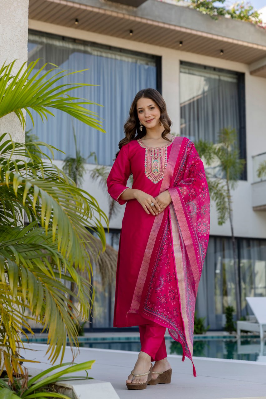 Pink Kurti Pant With Dupatta Set