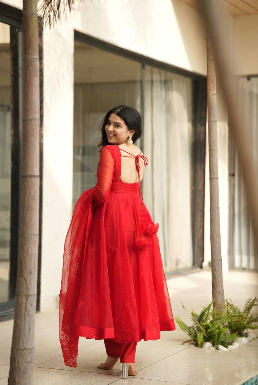 Dyed Organza Top Bottom Set with Matching Dupatta