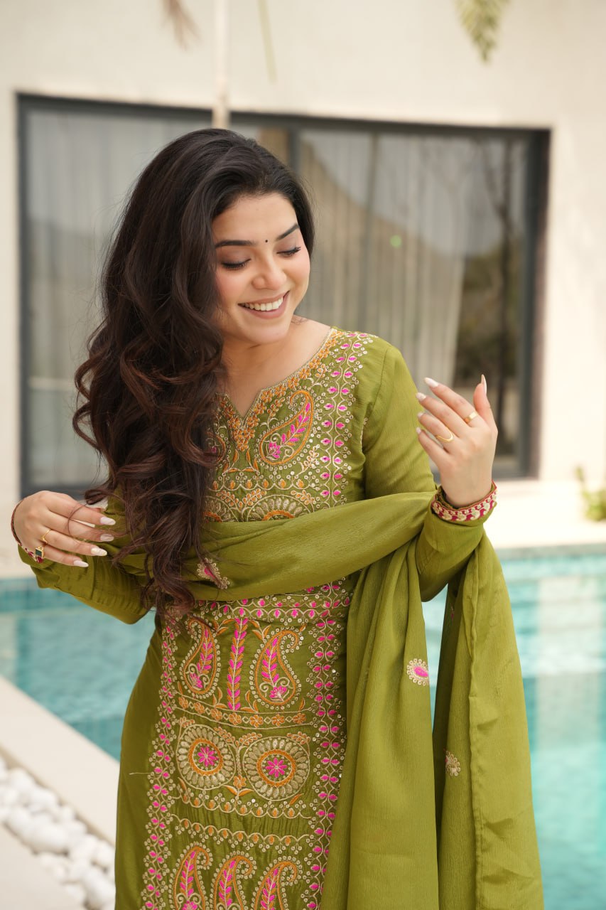 Elegant Chinnon Embroidered Top Pant Set with Lace Work and Dupatta